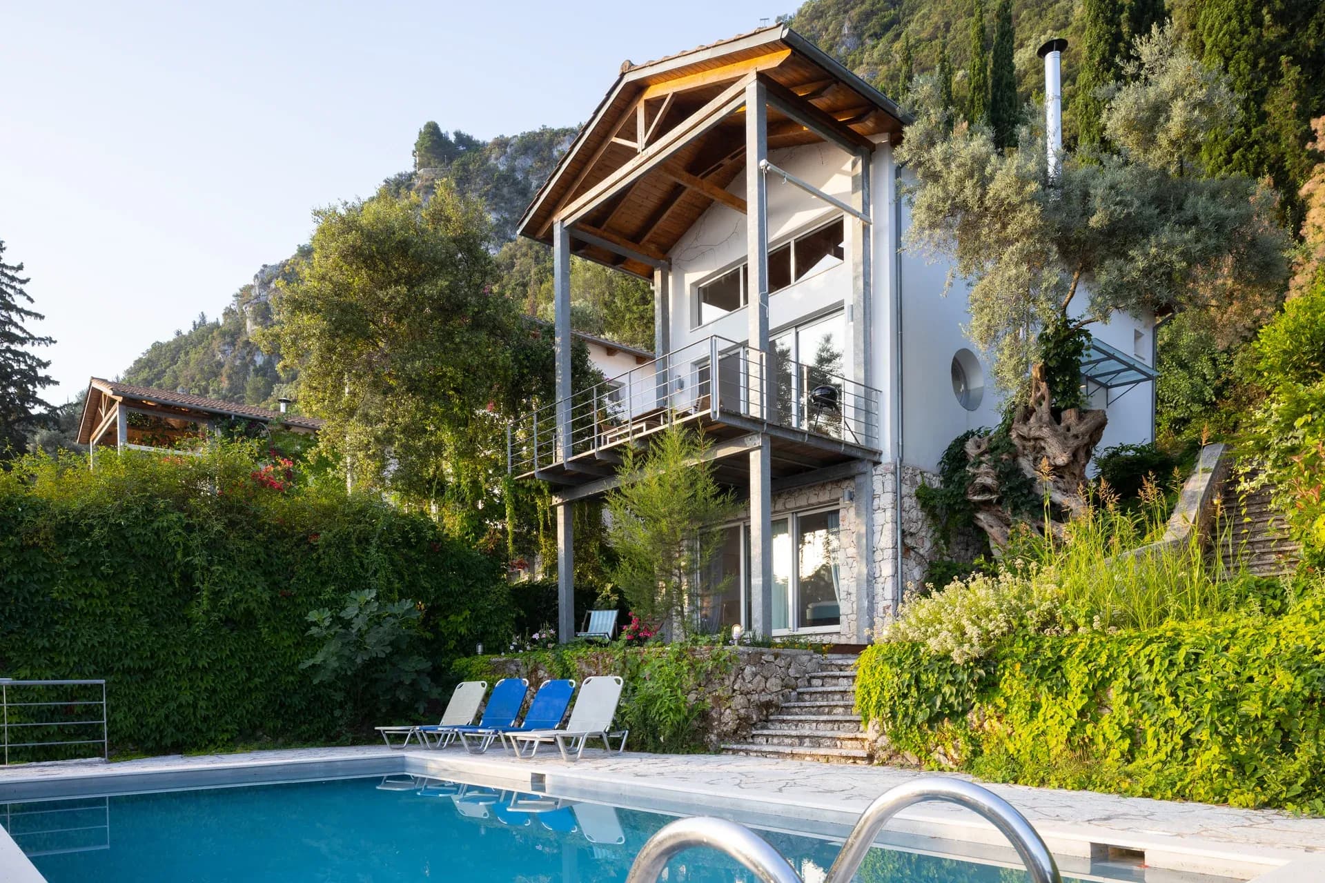 an image of the interior of the ioannian villa